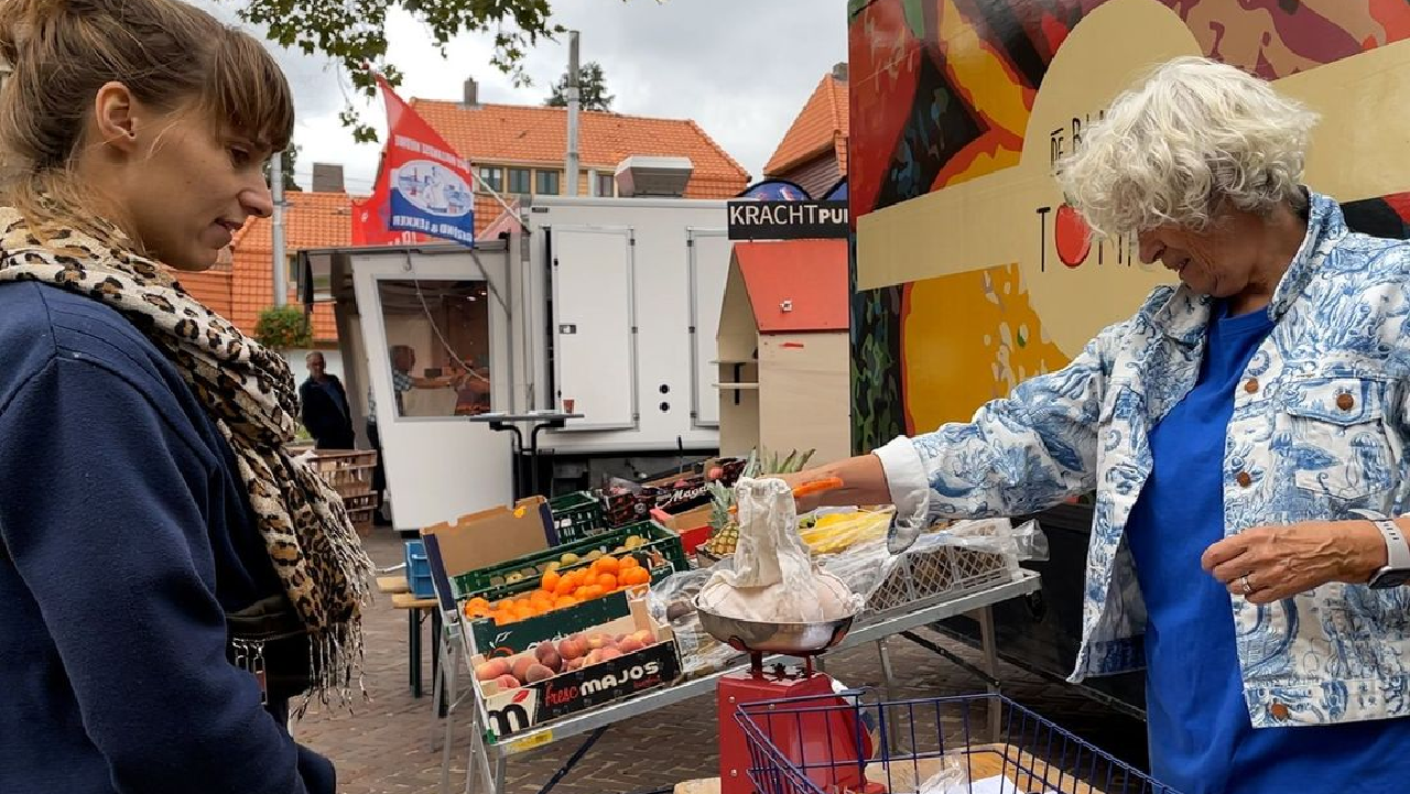 De Blauwe Tomaat breidt uit: ‘We hebben een nieuwe SRV-wagen op het oog’ - Omroep Gelderland